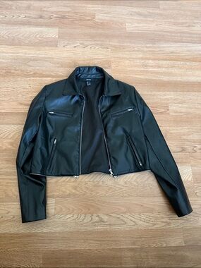 Faux Leather Cropped Jacket 🔥2 for $13🔥